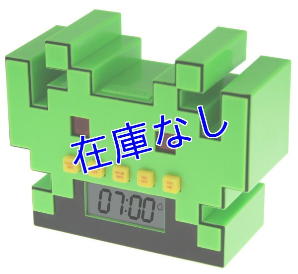 新品 タイトー スペース インベーダー アラームクロック