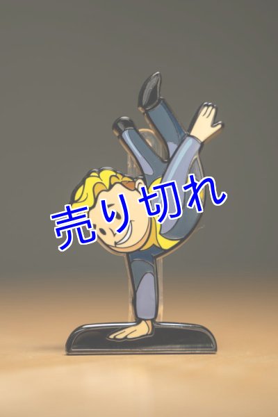 画像1: Fallout Vault Boy 7.5cmバッジ　その６(Agility) (1)